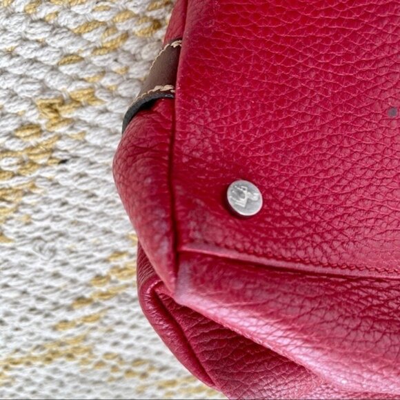 👜 Petusco Red Leather Shoulder Bag Brown Straps Zip Closure Chic Color Pop - Picture 10 of 10